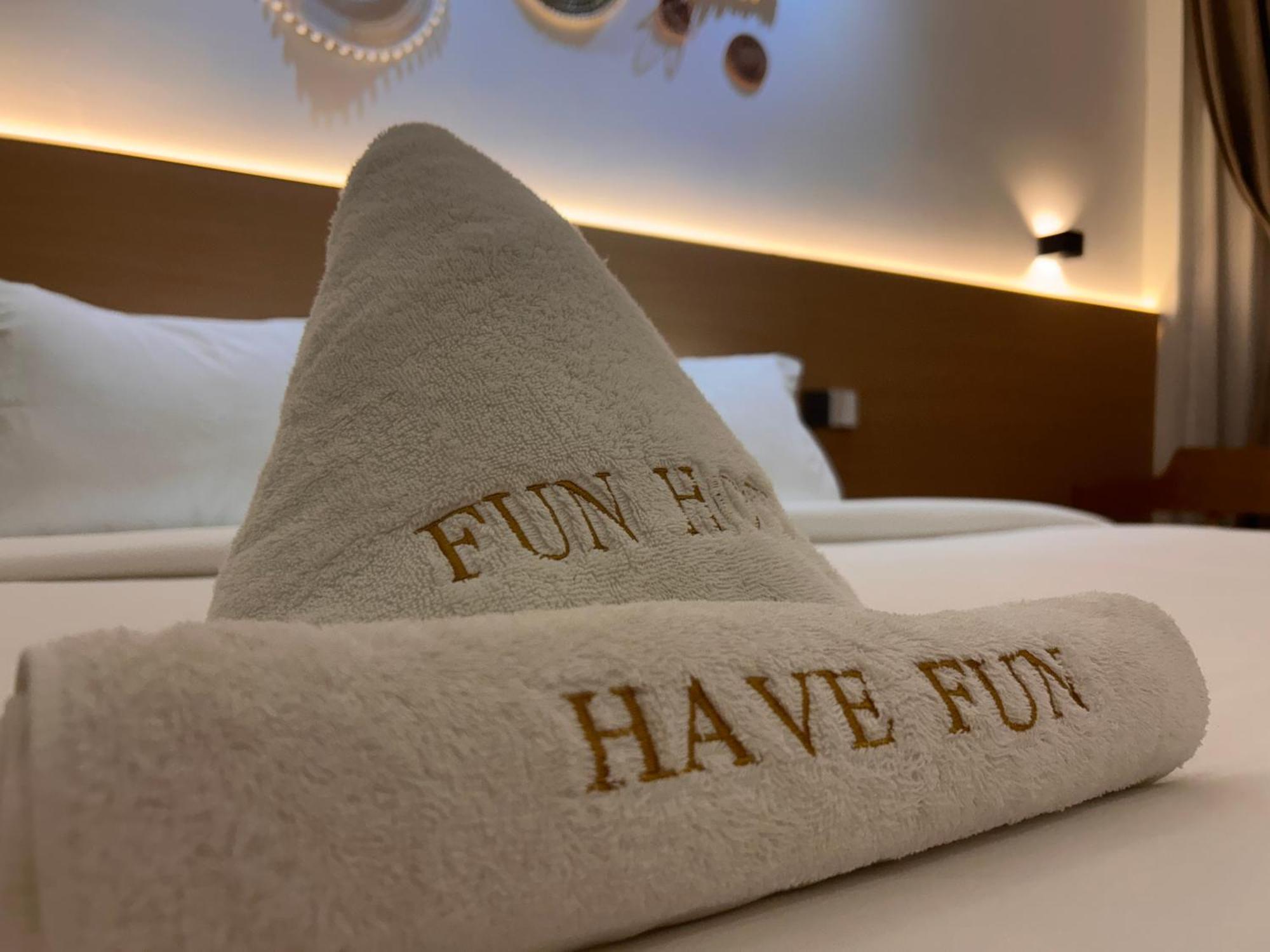 Fun Hotel Panglao Exterior photo